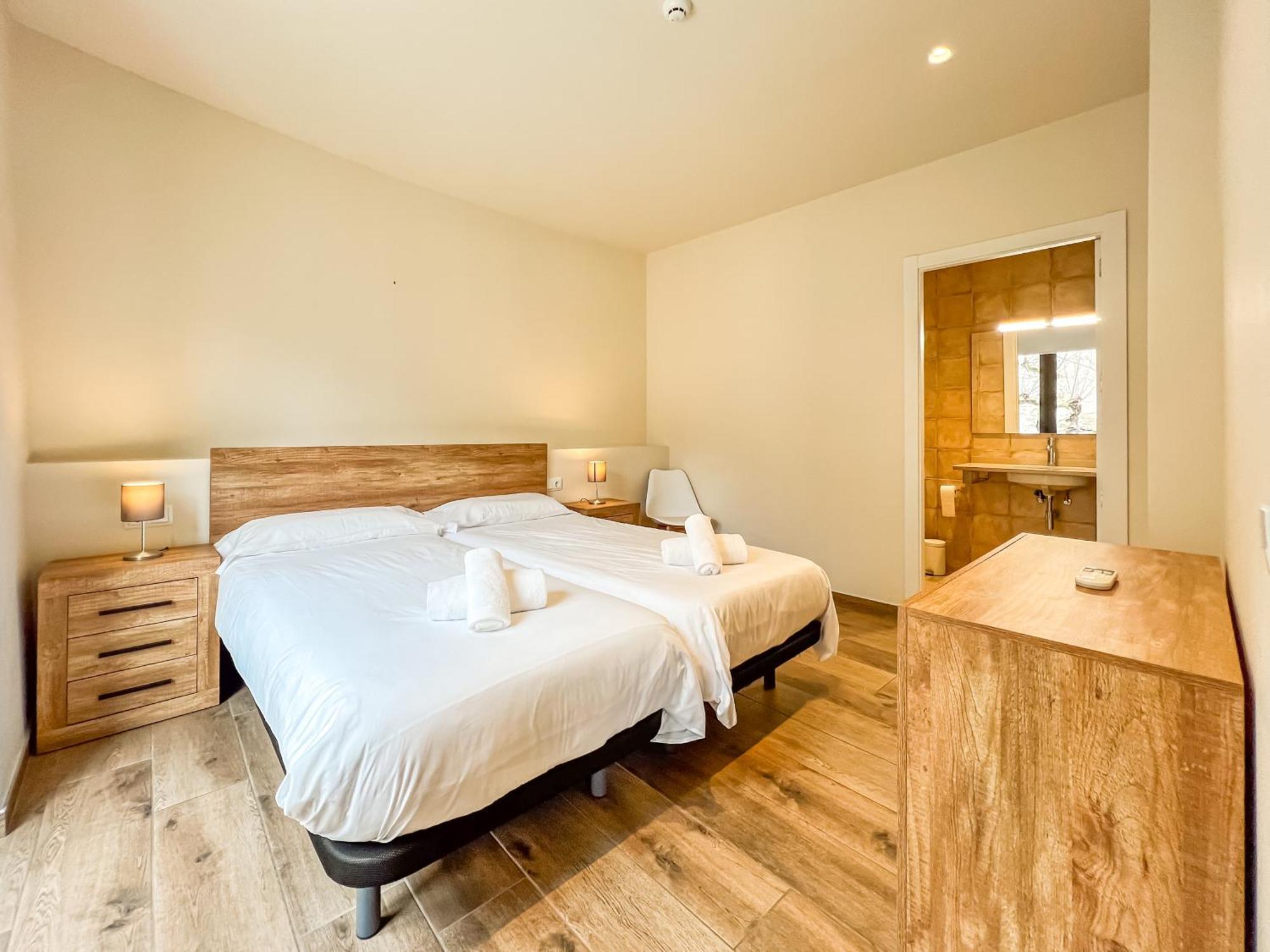 Can Cintet 1 Apartamento En La Plaza De 베살루 외부 사진