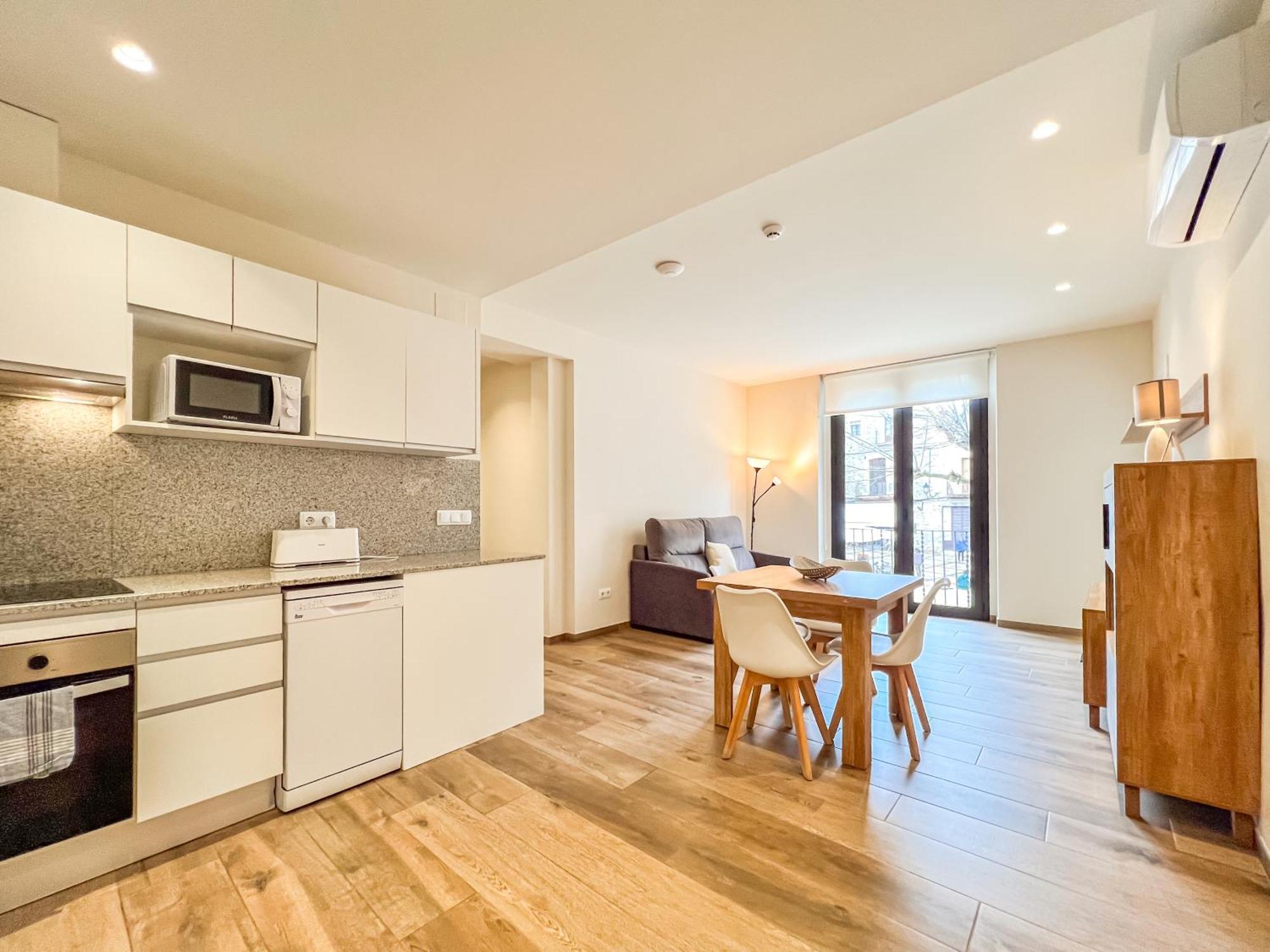 Can Cintet 1 Apartamento En La Plaza De 베살루 외부 사진