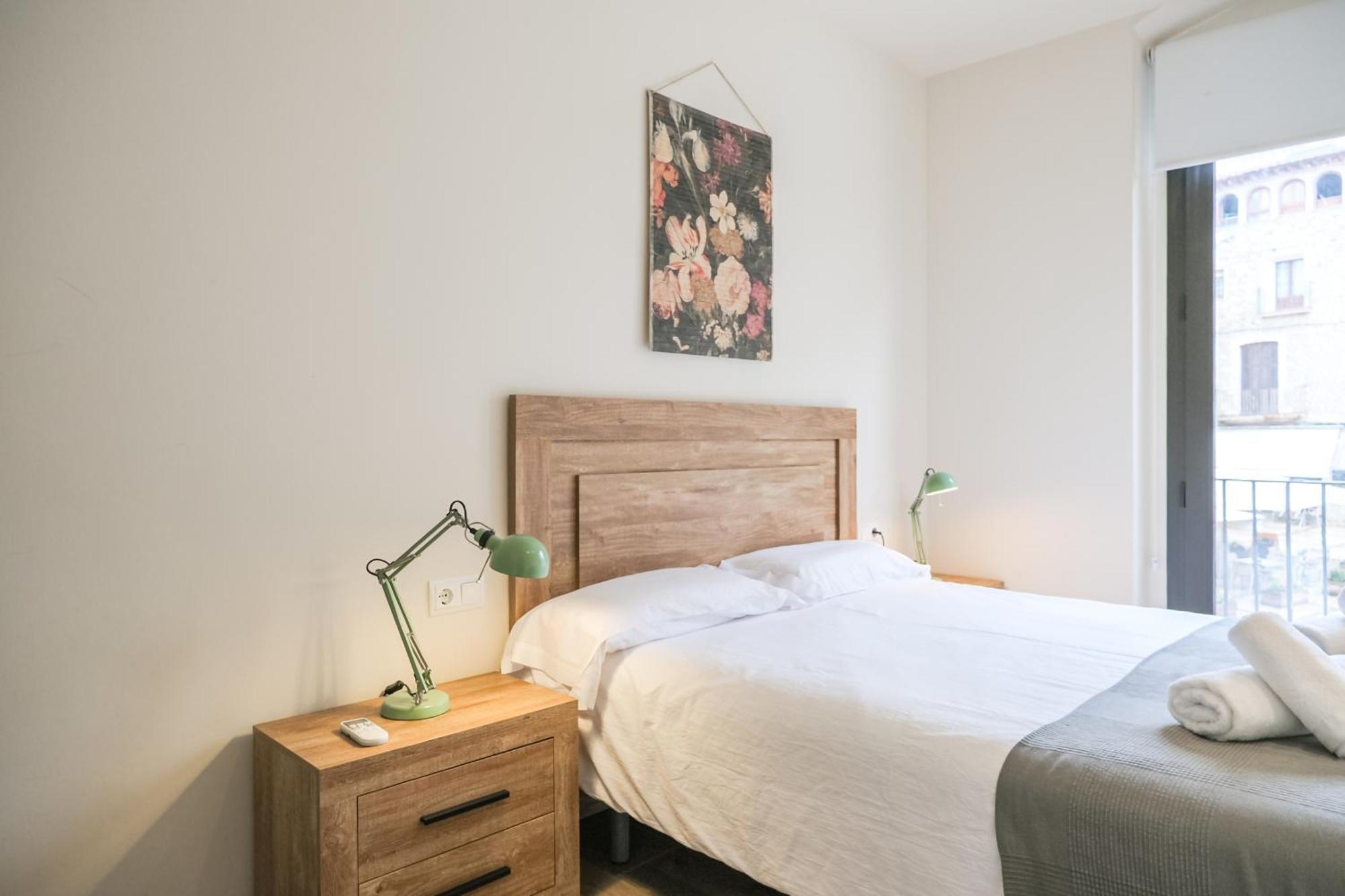 Can Cintet 1 Apartamento En La Plaza De 베살루 외부 사진