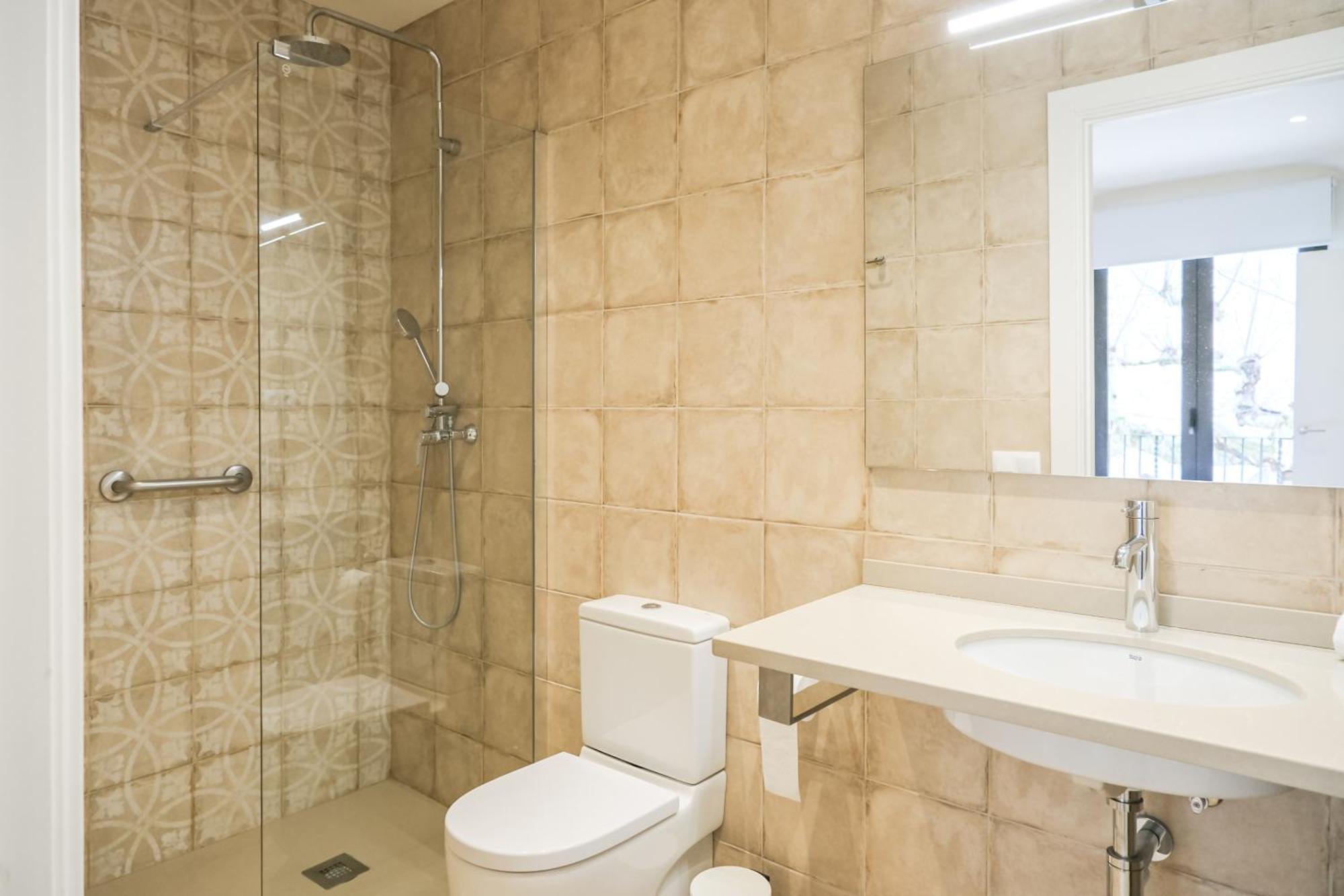 Can Cintet 1 Apartamento En La Plaza De 베살루 외부 사진