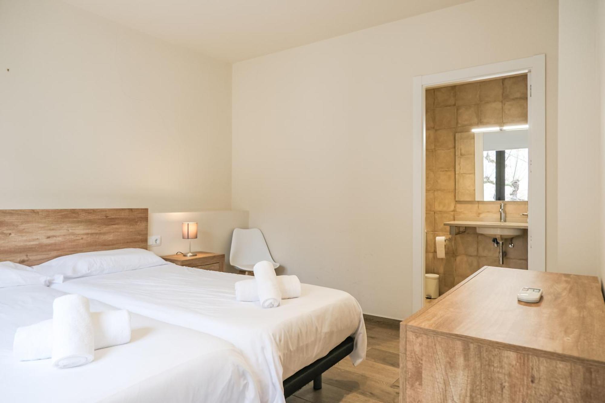 Can Cintet 1 Apartamento En La Plaza De 베살루 외부 사진