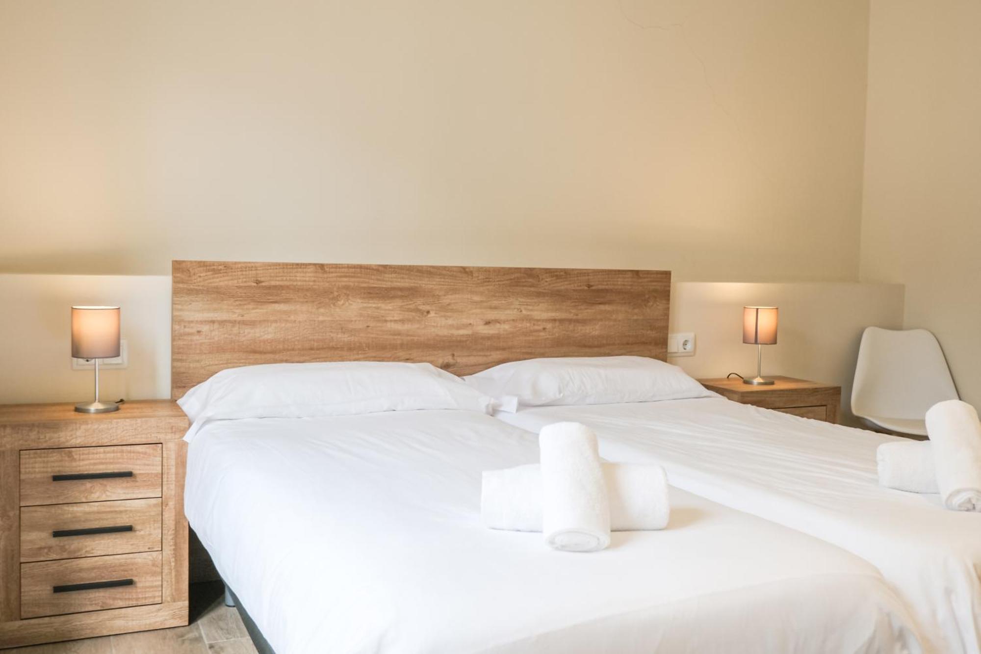Can Cintet 1 Apartamento En La Plaza De 베살루 외부 사진
